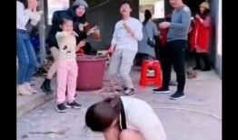 搞笑爆料视频。,笑到肚子疼的瞬间