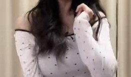 上海某少妇博主视频爆料,揭秘某行业黑幕